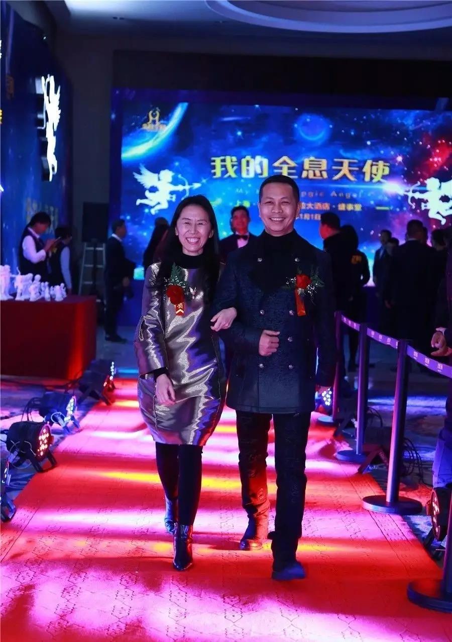 全息人员走红毯